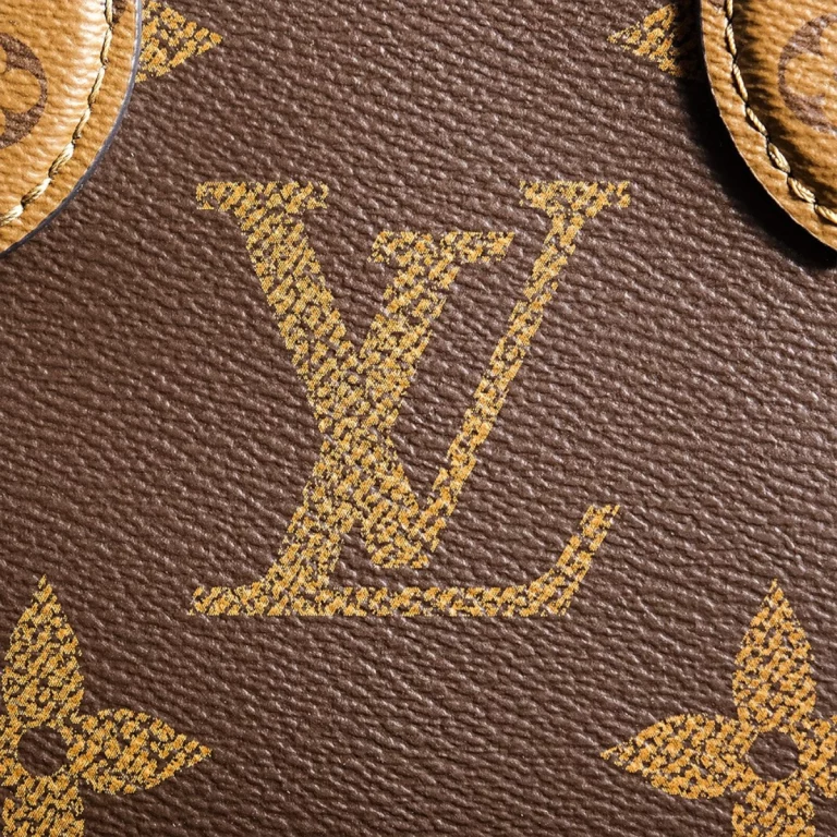 高仿LV OnthegoBB系列M46839迷你Tote手袋歐洲出廠