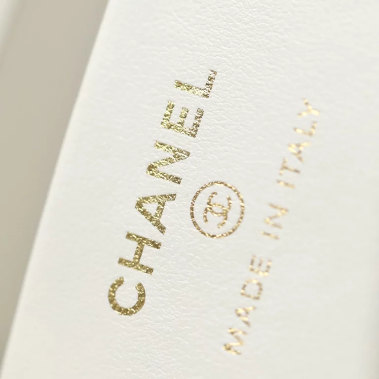 頂級高仿香奈兒24S春夏系列AP3656|白色單肩包經典款