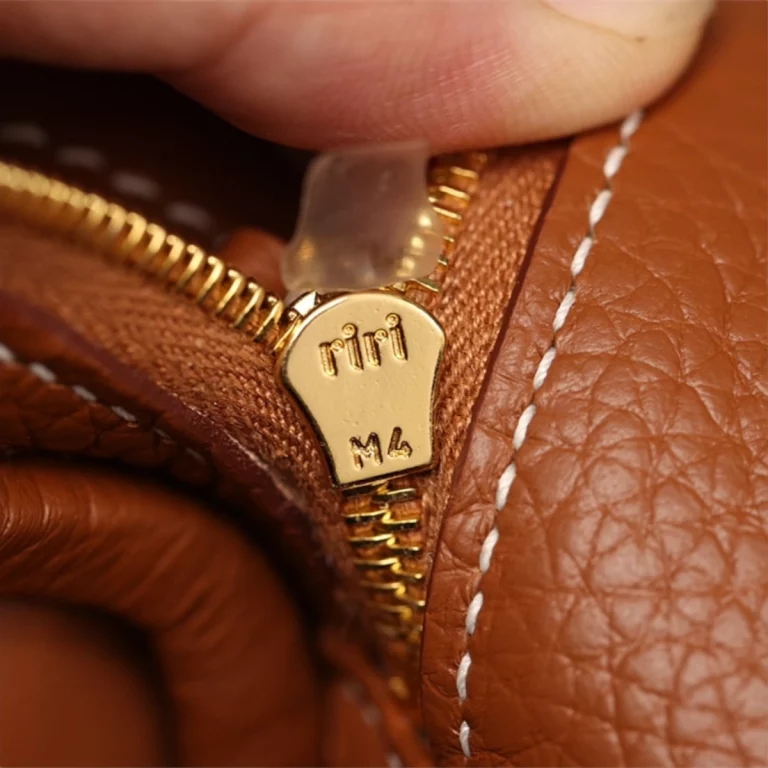 高仿包愛馬仕高仿Hermes*Lindy26金棕色金扣全手工版本 25 高仿包愛馬仕高仿Hermes*Lindy26金棕色金扣全手工版本