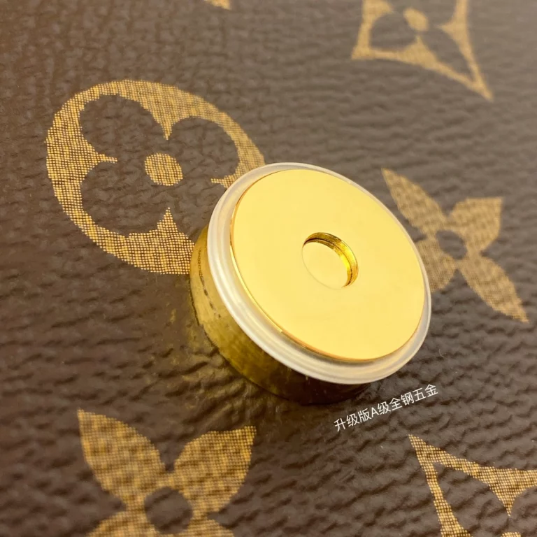 高端品質高仿LV Locky BB系列M44654手袋｜原單級別仿包精選 高端品質高仿LV