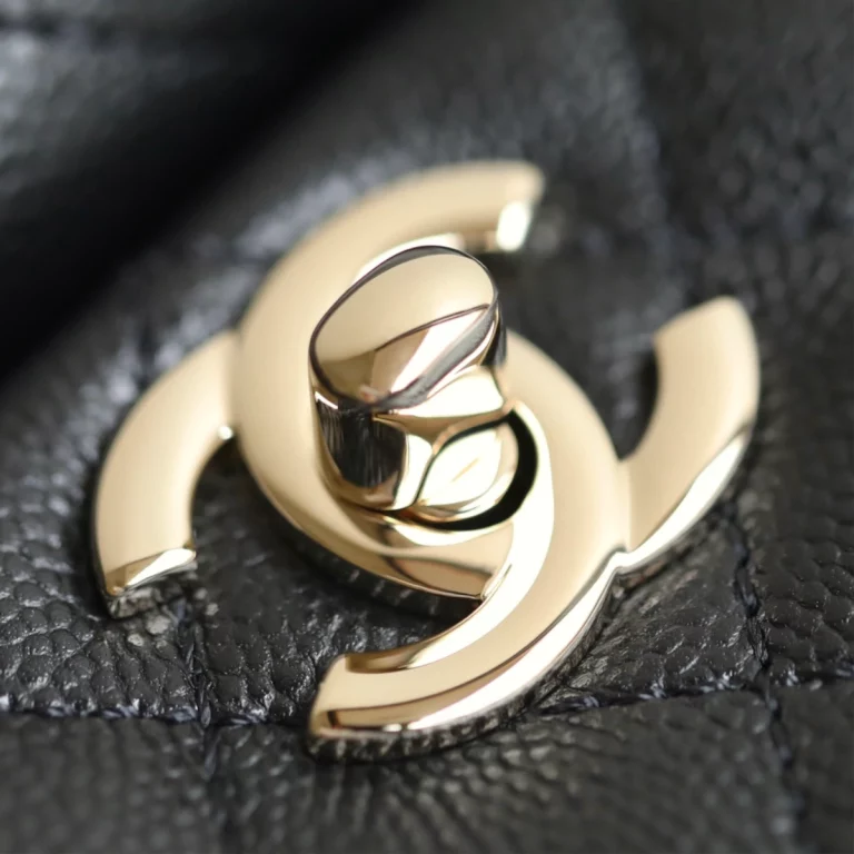 香港Chanel高仿23K系列坦克包黑淡金小號