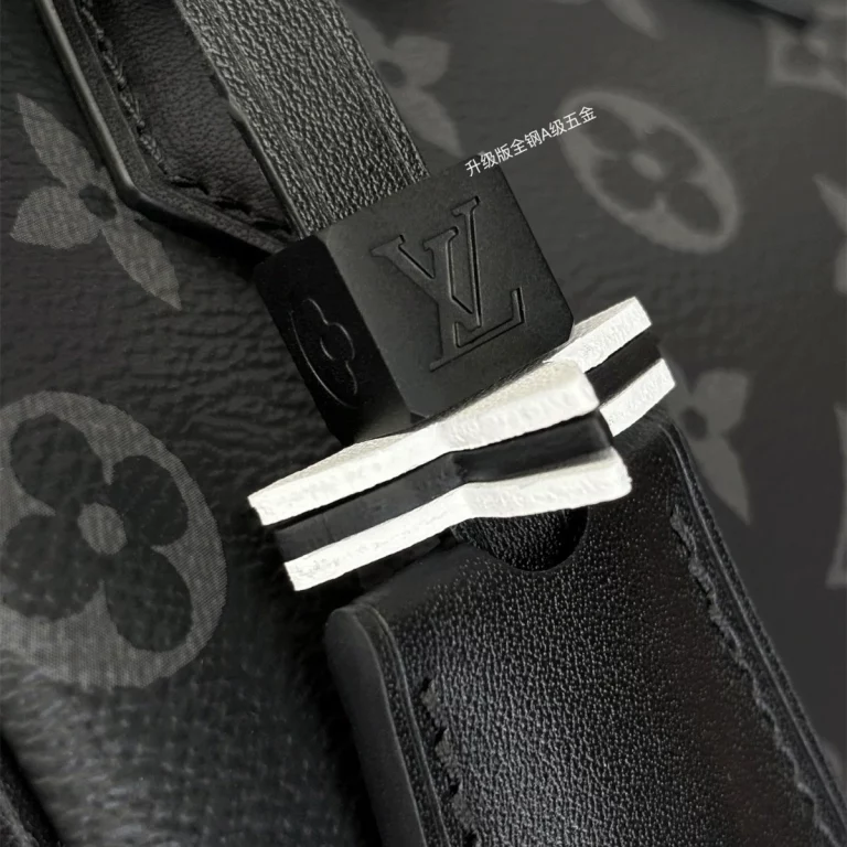 頂級高仿LV M24606 Speedy Bandouliere手提單肩包 - 精仿奢侈品復刻 28 頂級高仿LV M24606 Speedy Bandouliere手提單肩包 - 精仿奢侈品復刻