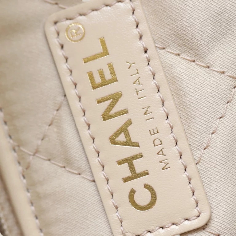 頂級原單高仿Chanel購物袋2024早春新款白色/金扣