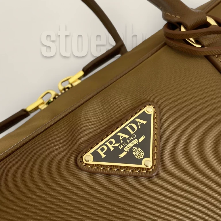 超級複製高仿普拉達Prada ReEdition系列手提袋 - 大號木色複刻版 - 貨號: 1BB114-R064-F0594-V-OOO 20 超級複製高仿普拉達Prada ReEdition系列手提袋 - 大號木色複刻版 - 貨號: 1BB114-R064-F0594-V-OOO