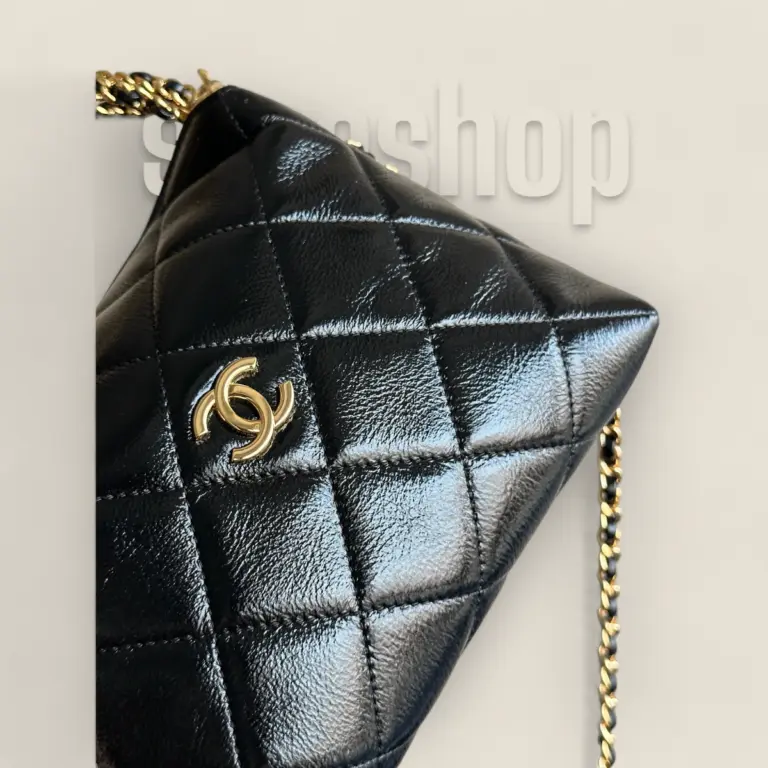 頂級精仿Chanel 24B麻花手柄饭盒包黑色——Bodin.joyeux油蜡小羊皮与金色五金的经典奢华设计 頂級精仿Chanel 24B