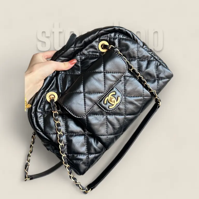 頂級精仿Chanel 24A Bowling Bag保齡球包——法國Montebello胎牛皮與復古砂金完美結合的時尚之選 頂級精仿Chanel