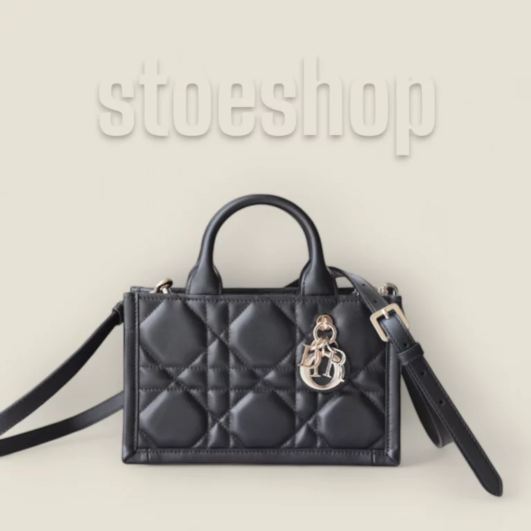 香港高仿迪奧 Book Tote 牛皮革黑色單肩包 -  S5573OWHP-M900