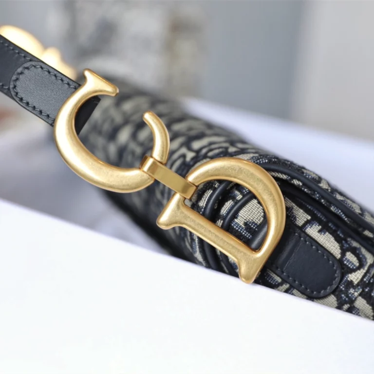 複製品高仿迪奧Saddle手袋 - Oblique老花系列中號，時尚與品質兼備 M0446CTZQ-M928