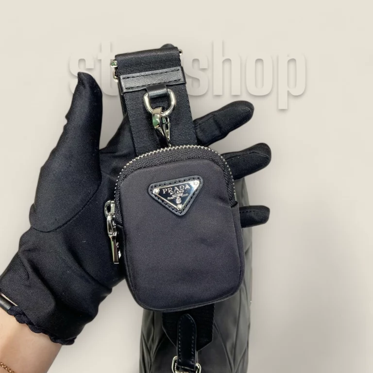 臺灣高仿普拉達Prada Re-Edition系列郵差包1BD290 - 品質保證 1BD290-2DJN-F0002-V-O1O