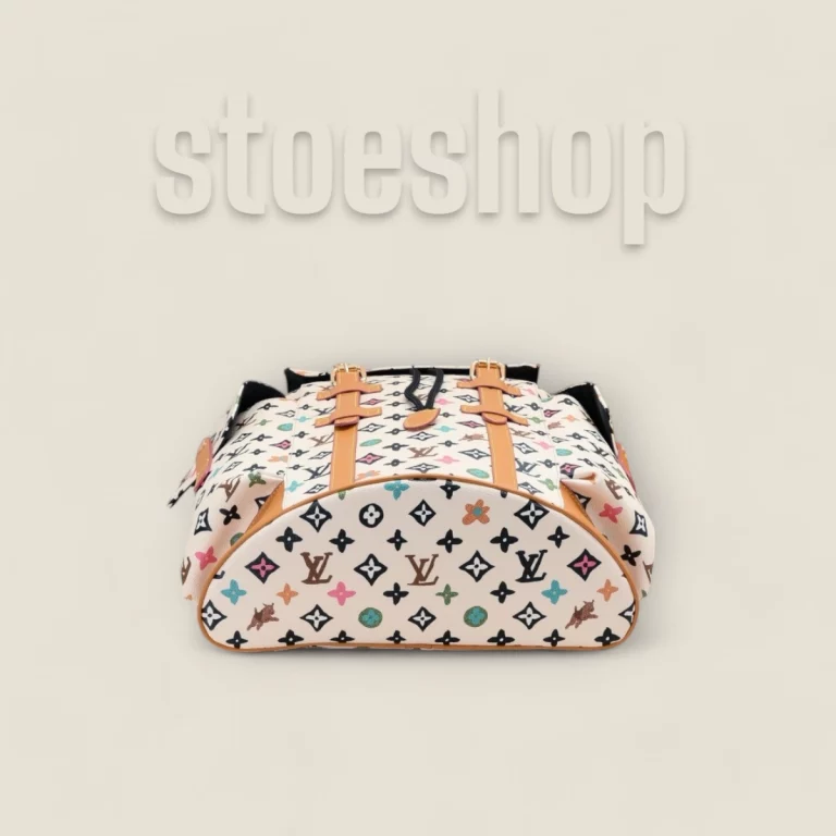 顶级精仿LV与Tyler联名款Christopher中号双肩包——手绘Monogram与个性元素的完美融合 顶级精仿LV