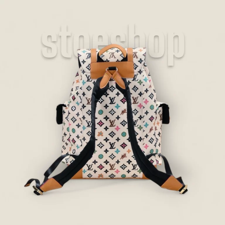 顶级精仿LV与Tyler联名款Christopher中号双肩包——手绘Monogram与个性元素的完美融合 顶级精仿LV
