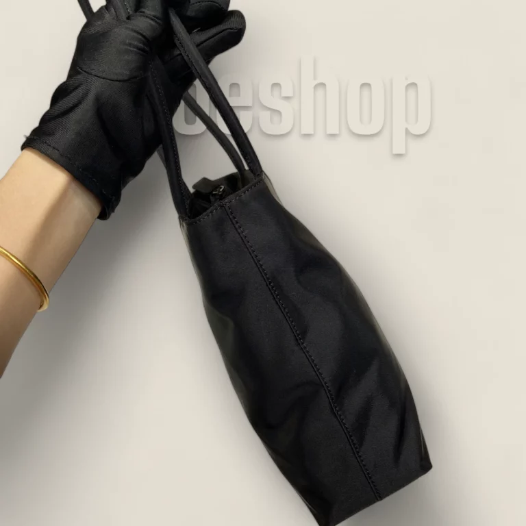 臺灣原單高仿普拉達Prada ReEdition系列小號黑色托特包B6247 | 購買指南 B6247