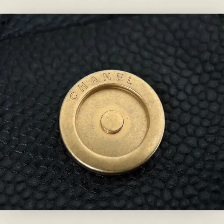 2024香奈兒新款垃圾袋頂級品質 24B 22bag 黑金小號——HAAS荔枝紋小牛皮與復古砂金五金的奢華典範 2024香奈兒新款垃圾袋頂級品質