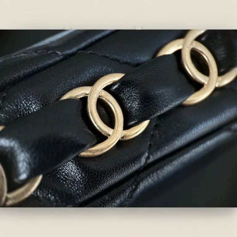 2024頂級精仿Chanel 24K粗鏈條腋下包黑色Hobo——綿羊皮與復古砂金五金的奢華結合 2024頂級精仿Chanel