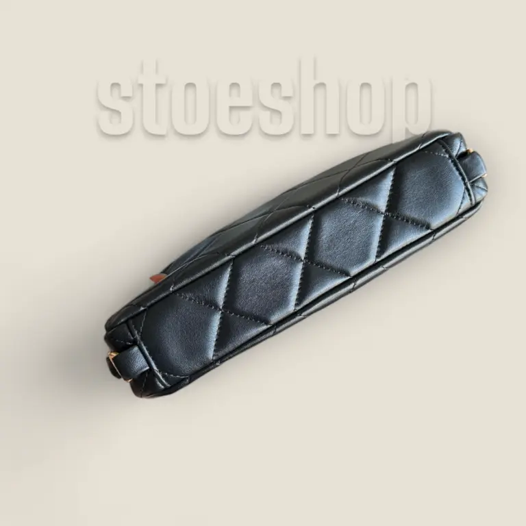 2024頂級精仿Chanel 24K粗鏈條腋下包黑色Hobo——綿羊皮與復古砂金五金的奢華結合 2024頂級精仿Chanel