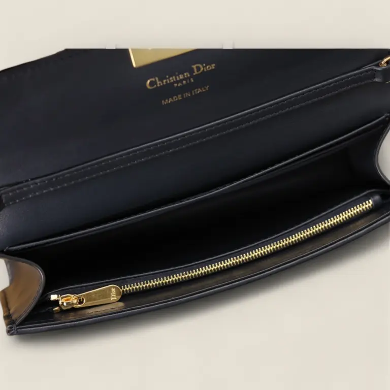 頂級高仿迪奧Miss Montaigne 迷你鏈條手袋 - 2024 冬季藍色 Oblique 印花面料,優雅實用設計 68 頂級高仿迪奧Miss Montaigne 頂級高仿迪奧Miss Montaigne 迷你鏈條手袋 - 2024 冬季藍色 Oblique 印花面料,優雅實用設計 頂級高仿迪奧Miss Montaigne