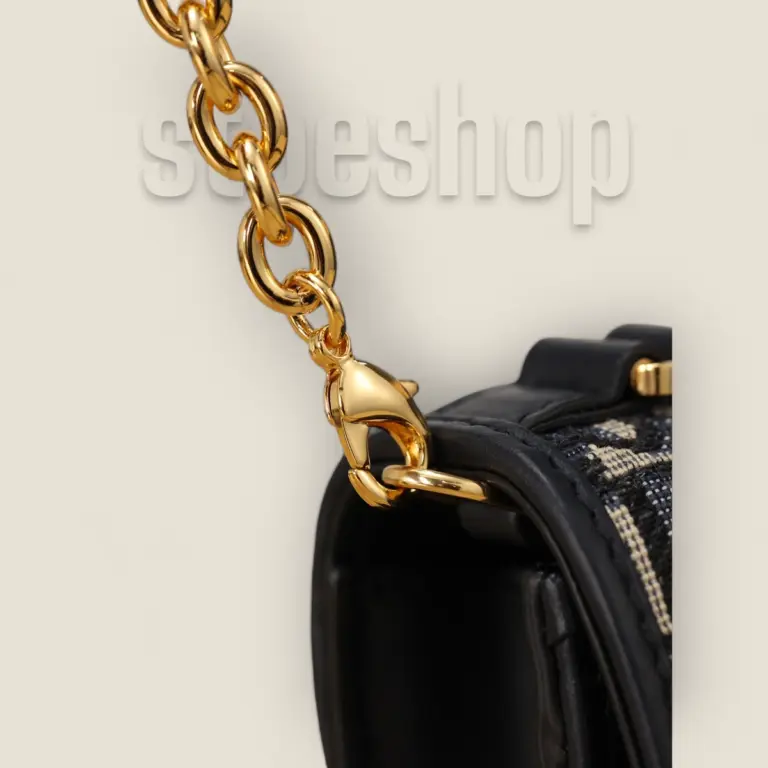頂級高仿迪奧Miss Montaigne 迷你鏈條手袋 - 2024 冬季藍色 Oblique 印花面料,優雅實用設計 60 頂級高仿迪奧Miss Montaigne 頂級高仿迪奧Miss Montaigne 迷你鏈條手袋 - 2024 冬季藍色 Oblique 印花面料,優雅實用設計 頂級高仿迪奧Miss Montaigne