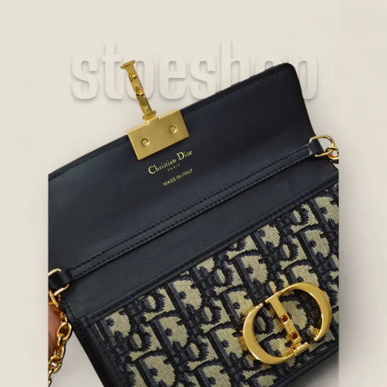 頂級高仿迪奧Miss Montaigne 迷你鏈條手袋 - 2024 冬季藍色 Oblique 印花面料,優雅實用設計 87 頂級高仿迪奧Miss Montaigne 頂級高仿迪奧Miss Montaigne 迷你鏈條手袋 - 2024 冬季藍色 Oblique 印花面料,優雅實用設計 頂級高仿迪奧Miss Montaigne