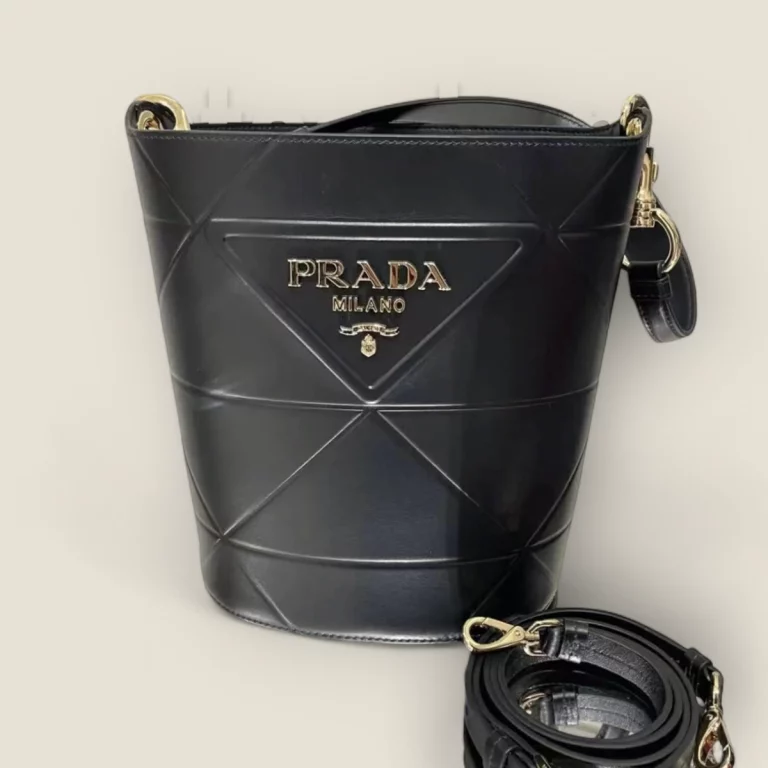 超級複製高仿普拉達Prada水桶包黑色 - 質量優選的奢華包包1BA380 19 超級複製高仿普拉達Prada水桶包黑色 - 質量優選的奢華包包1BA380