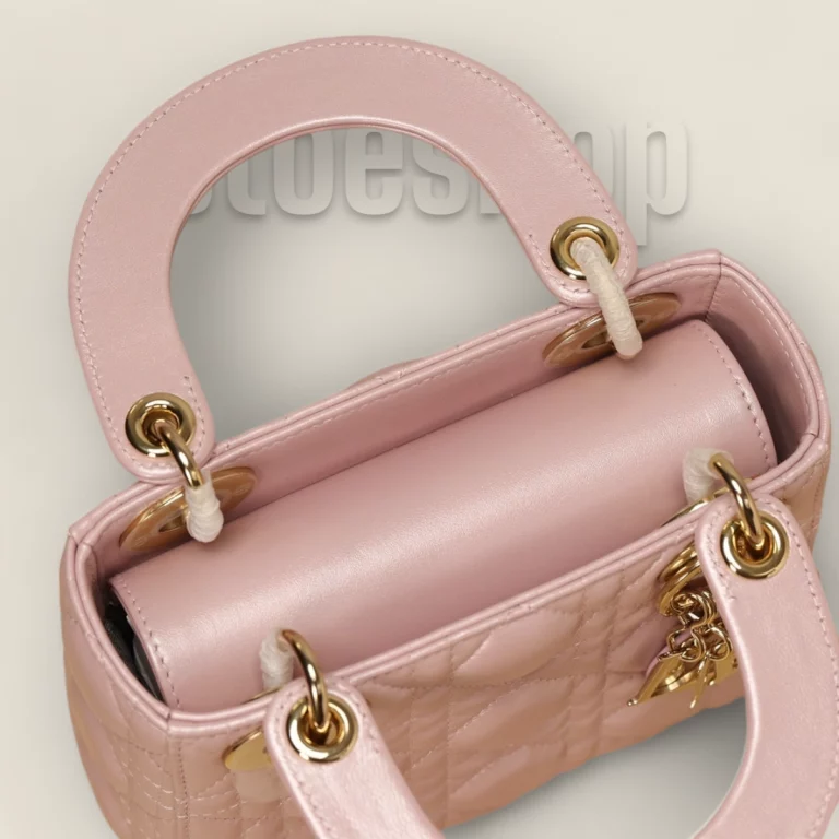 超級高仿迪奧 Lady系列珠光粉小羊皮Mini包款 - 精品 貨號: M0505OADU-M15P 22 超級高仿迪奧 Lady系列珠光粉小羊皮Mini包款 - 精品 貨號: M0505OADU-M15P