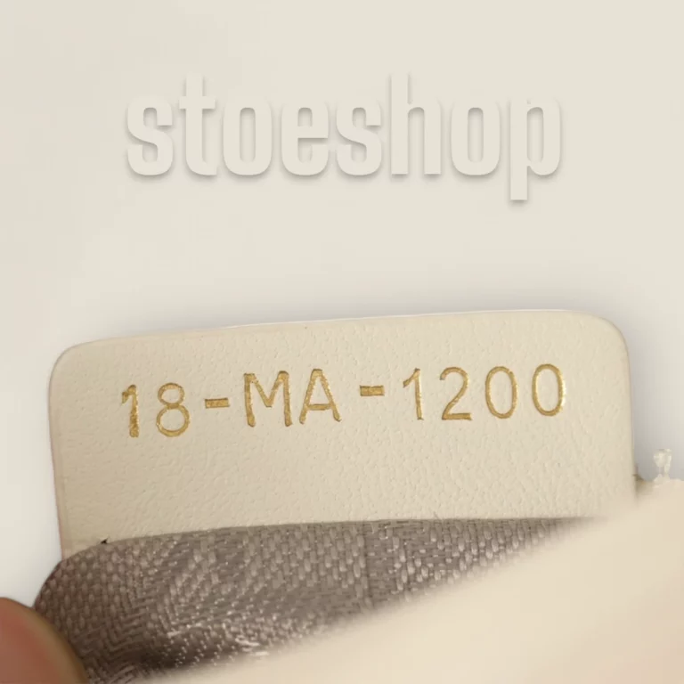 超級高仿迪奧 Lady系列迷你奶白色小羊皮包 - M0505ONGE-M030