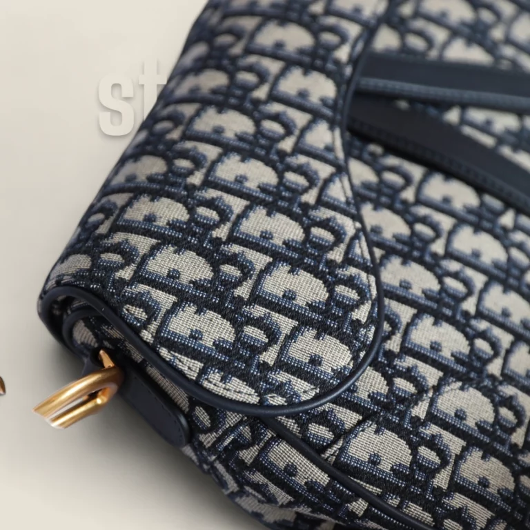 複製品高仿迪奧Saddle手袋 - Oblique老花系列中號，時尚與品質兼備 M0446CTZQ-M928