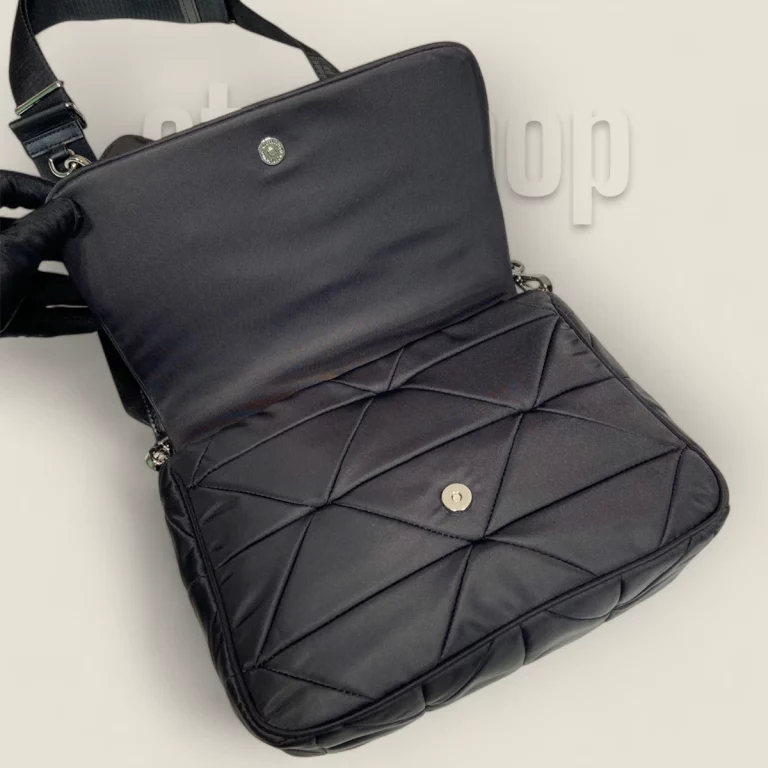 臺灣高仿普拉達Prada Re-Edition系列郵差包1BD290 - 品質保證 1BD290-2DJN-F0002-V-O1O