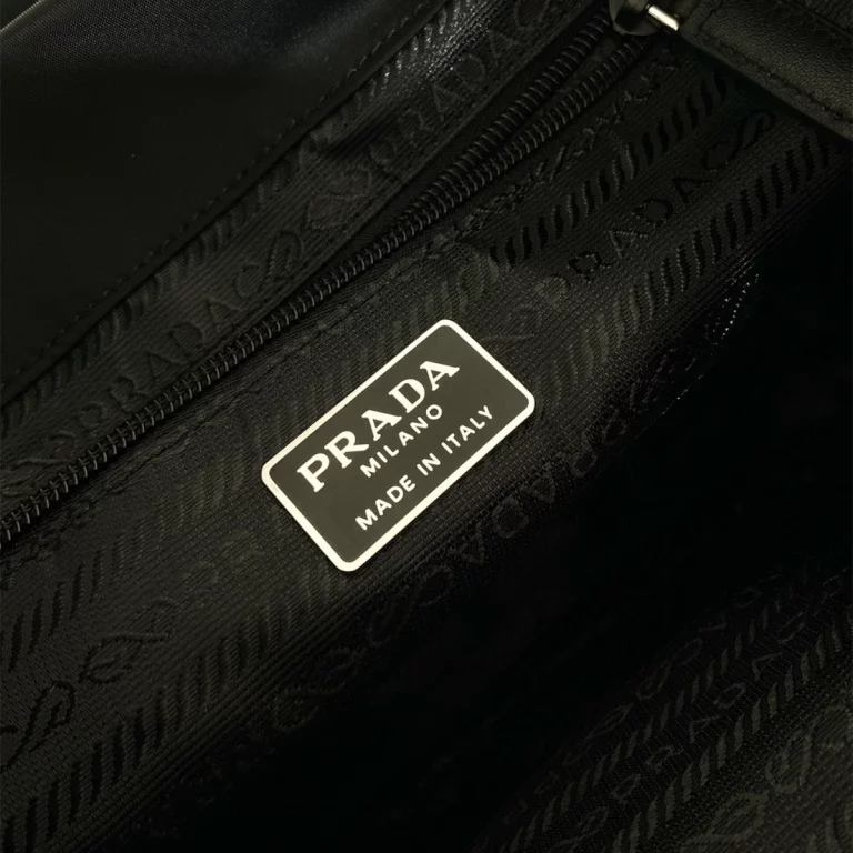 臺灣原單高仿普拉達Prada中古背包1BZ832黑色 - 高品質時尚選擇 貨號: 1BZ832