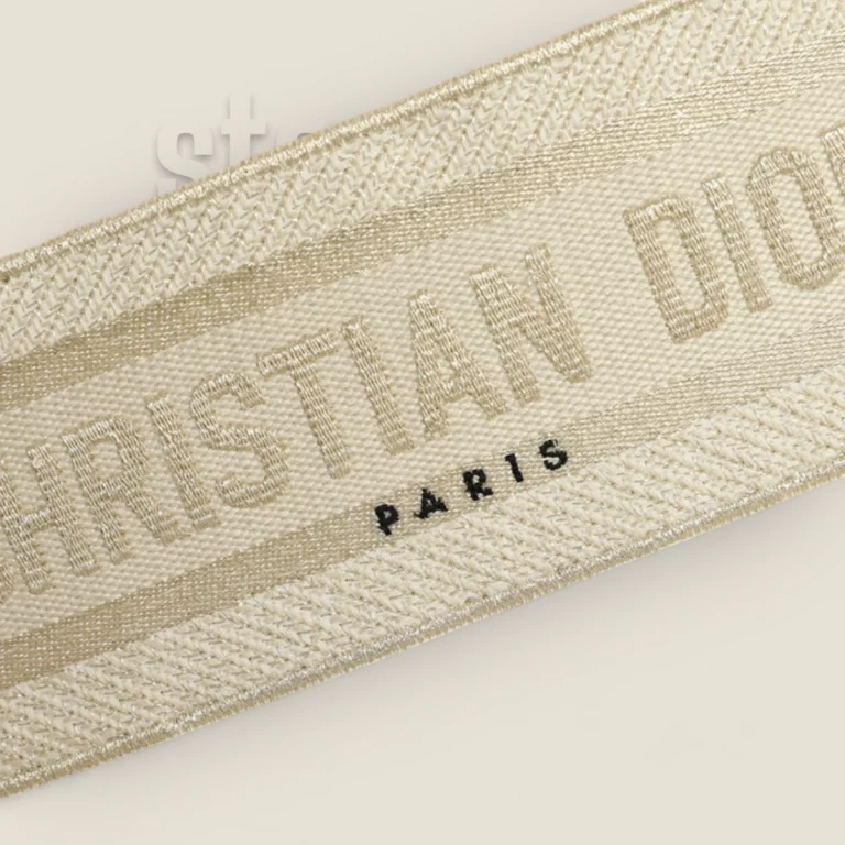 超級高仿迪奧手袋:手工編織奶油色柳條設計,無需檢驗 M0565CMVN-M925 29 超級高仿迪奧手袋:手工編織奶油色柳條設計,無需檢驗 M0565CMVN-M925