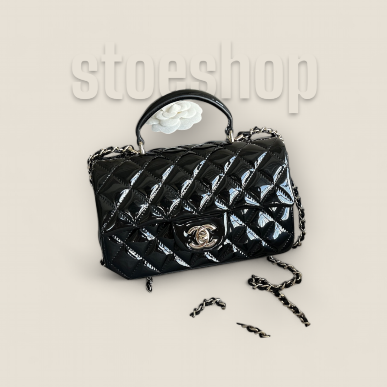 頂級精仿Chanel 24B CF Mini Handle黑色漆皮包——小牛漆皮與18K香檳金五金的極致奢華之選 頂級精仿Chanel 24B