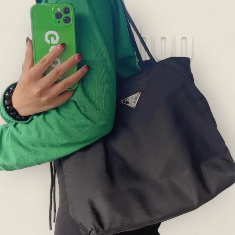 超級複製高仿普拉達Prada Re-Edition系列中古袋 - B6248大號