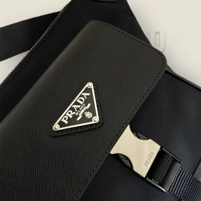 臺灣高仿普拉達Prada Re-Edition系列2VH160男士斜挎包 - 品質保證 2VH160-2DMH-F0002-V-OOO