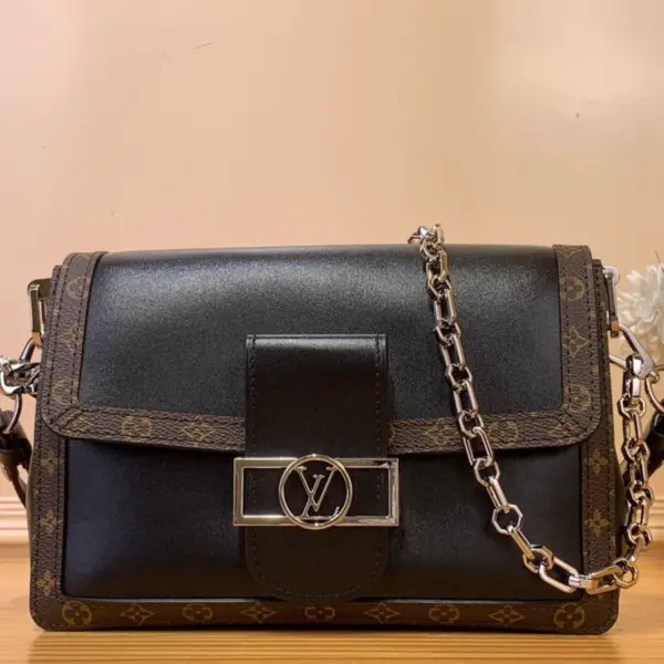 Louis Vuitton Dauphine Soft MM 黑色小羊皮包包