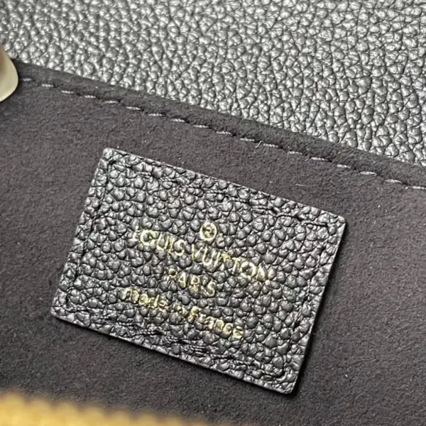 Louis Vuitton Pochette Métis East West 雙色壓花牛皮手提斜挎包