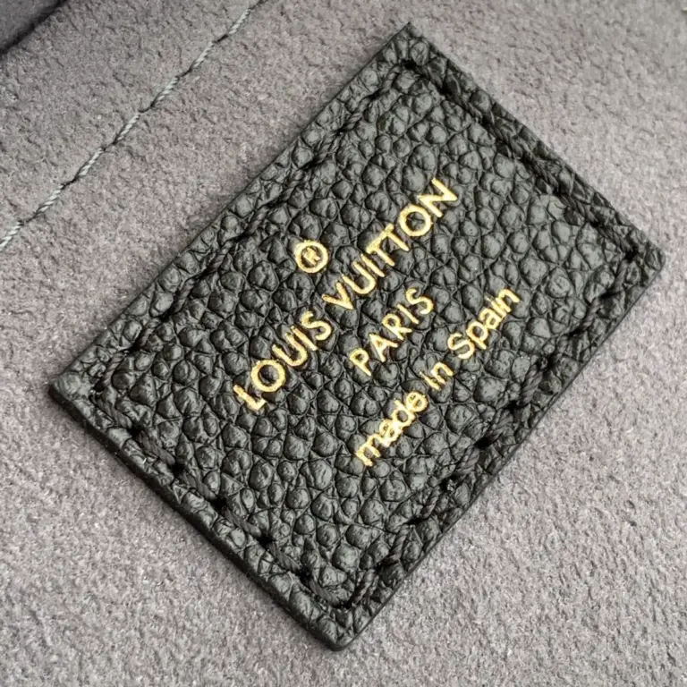 Louis Vuitton Multi Pochette Accessoires 斜背包 | Monogram Empreinte 皮革二合一設計