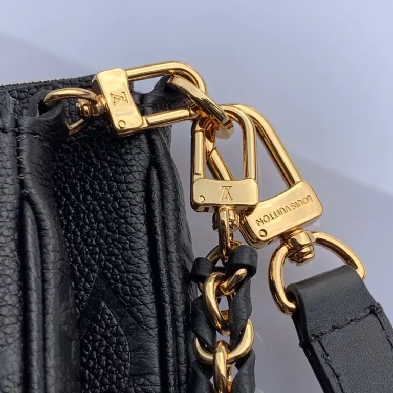 Louis Vuitton Multi Pochette Accessoires 斜背包 | Monogram Empreinte 皮革二合一設計