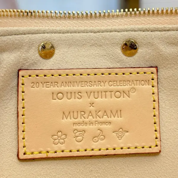 LV x TM 村上隆聯名款 Pochette Accessoires 包包