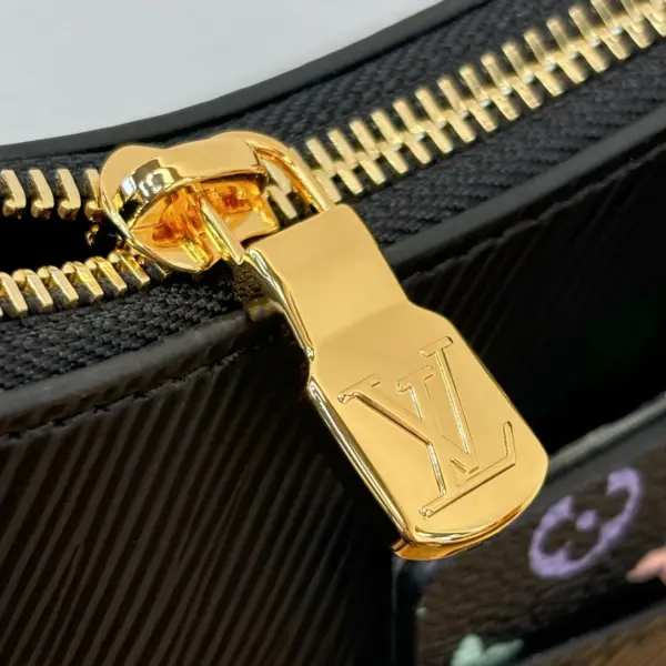 LV x TM Marellini Epi皮革粗鏈帶多功能手拿包