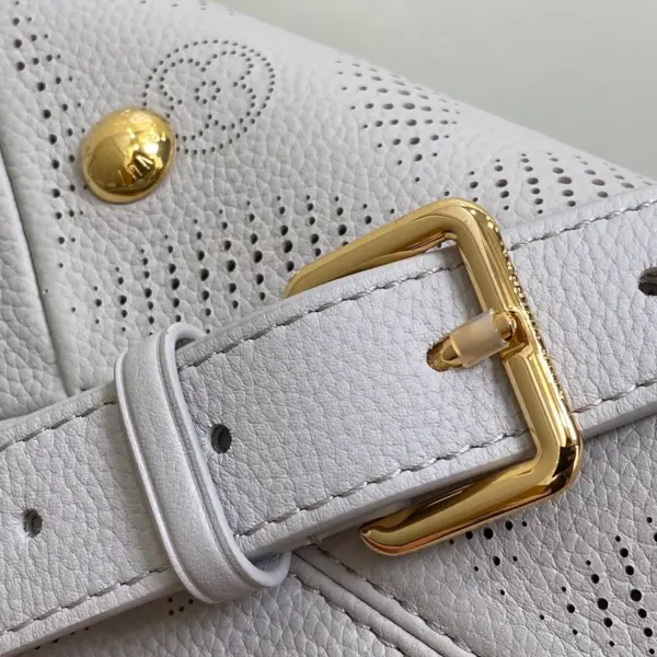 Louis Vuitton Hand It All PM 鏤空雕花Mahina小牛皮手提包