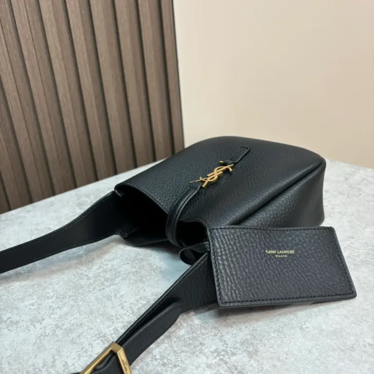 CÉLINE BABY 5 À 7 粒面鹿皮手袋