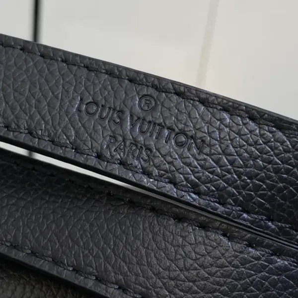 Louis Vuitton Dauphine Soft MM 2024春夏系列柔軟小牛皮包包