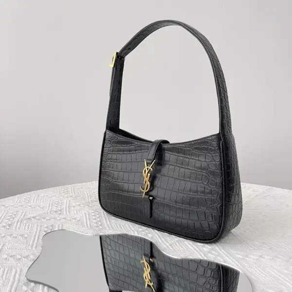 SAINT LAURENT MONOGRAM HOBO 小牛皮手袋