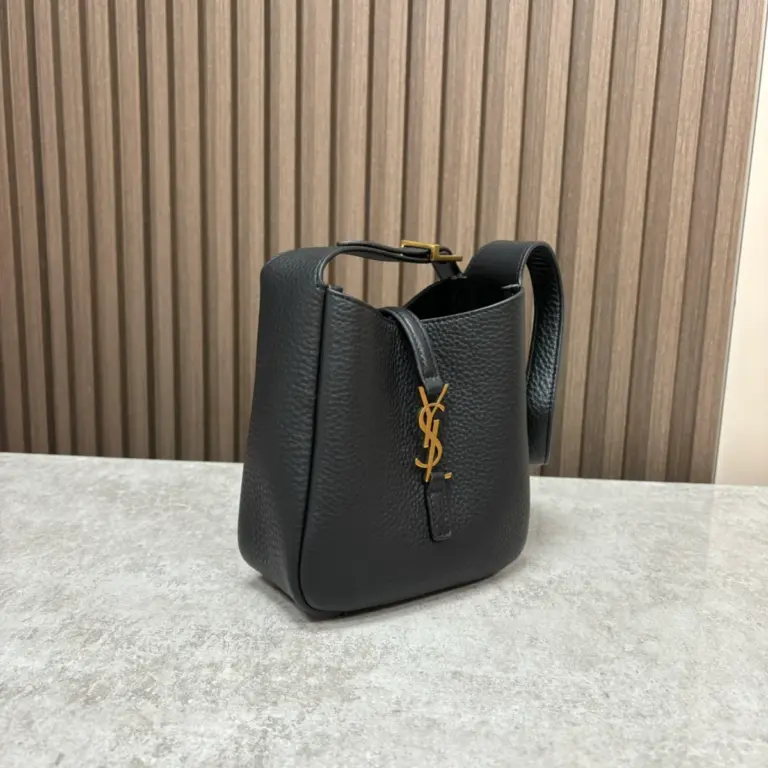 CÉLINE BABY 5 À 7 粒面鹿皮手袋