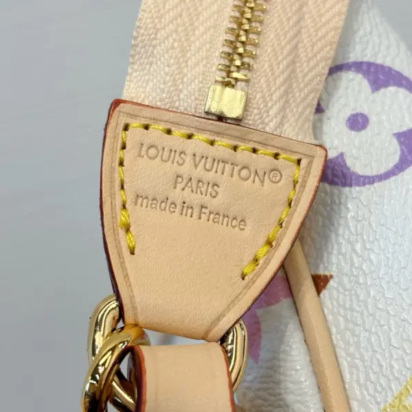LV x TM 村上隆聯名款 Pochette Accessoires 包包