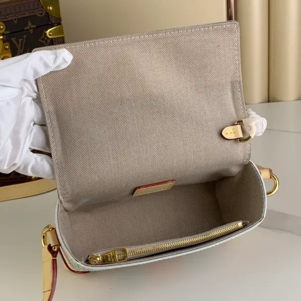 Louis Vuitton Steamer可穿戴式錢包 | Damier Heritage復古白