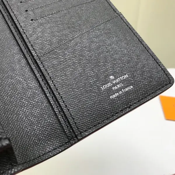 Louis Vuitton Brazza 男士Monogram Eclipse帆布錢包