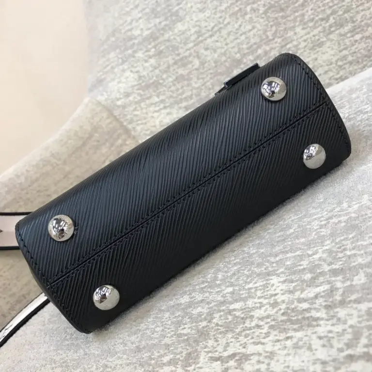 Louis Vuitton Cluny Mini 黑色Epi皮革雙面肩帶包包