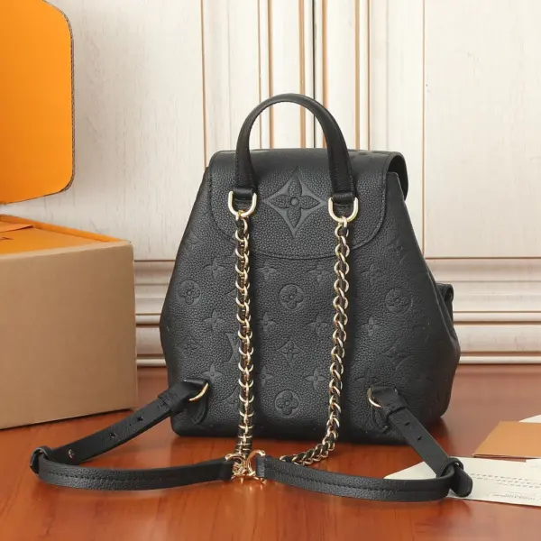 LV Backup Monogram Empreinte 多功能可轉換背包