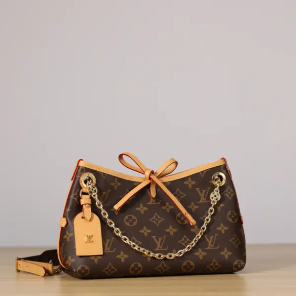 Louis Vuitton CarryAll BB 包包 - Monogram帆布金色鏈帶款 13 Louis Vuitton CarryAll BB 包包 - Monogram帆布金色鏈帶款
