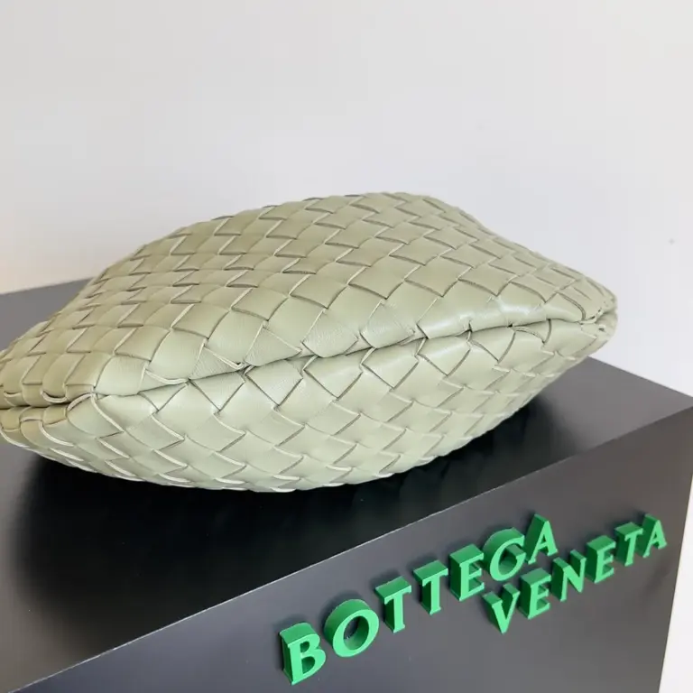Intrecciato編織洞石綠小號手袋|工匠精製金屬提手